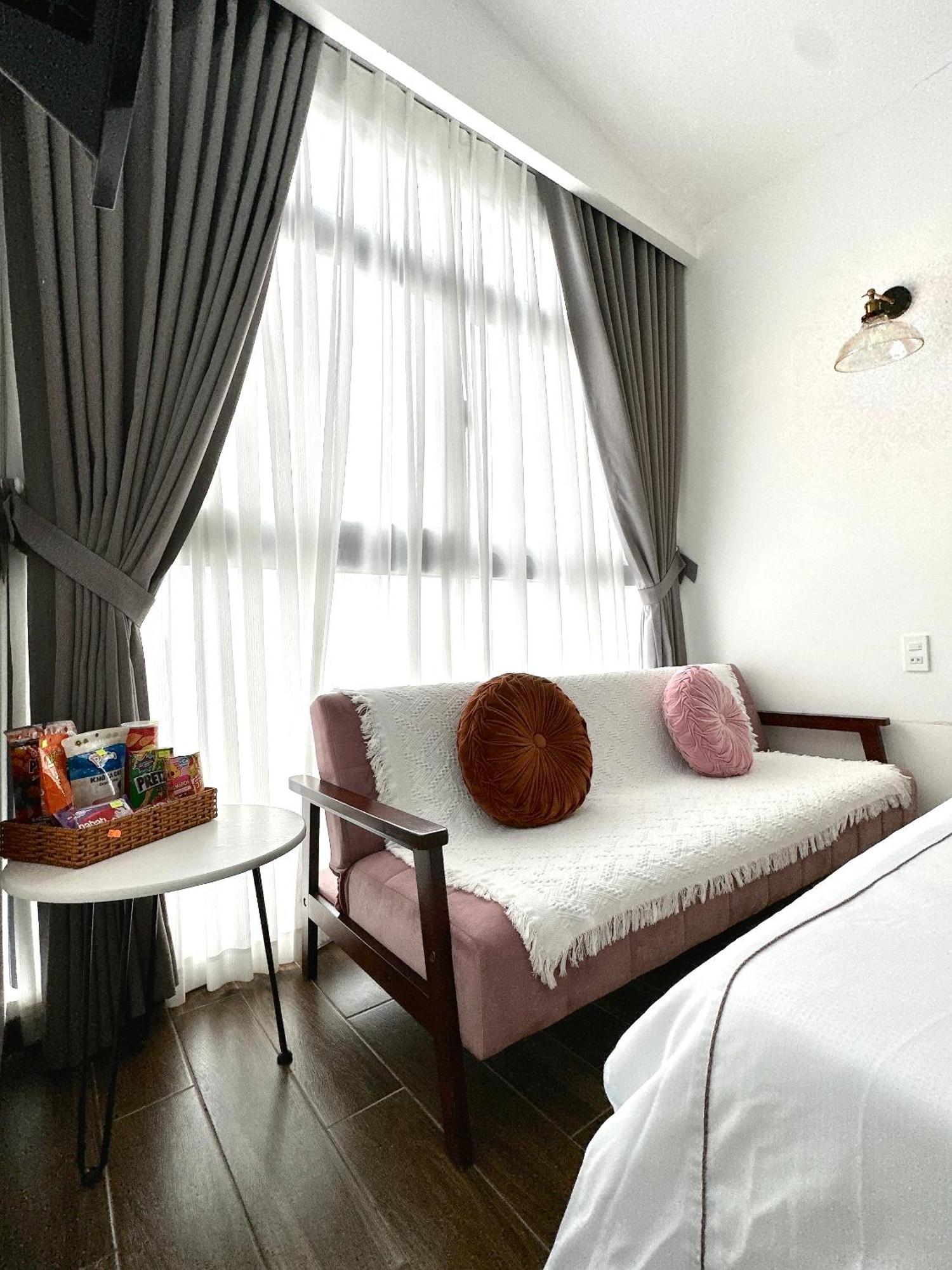 Moon Homestay Thon Kim Long Екстериор снимка