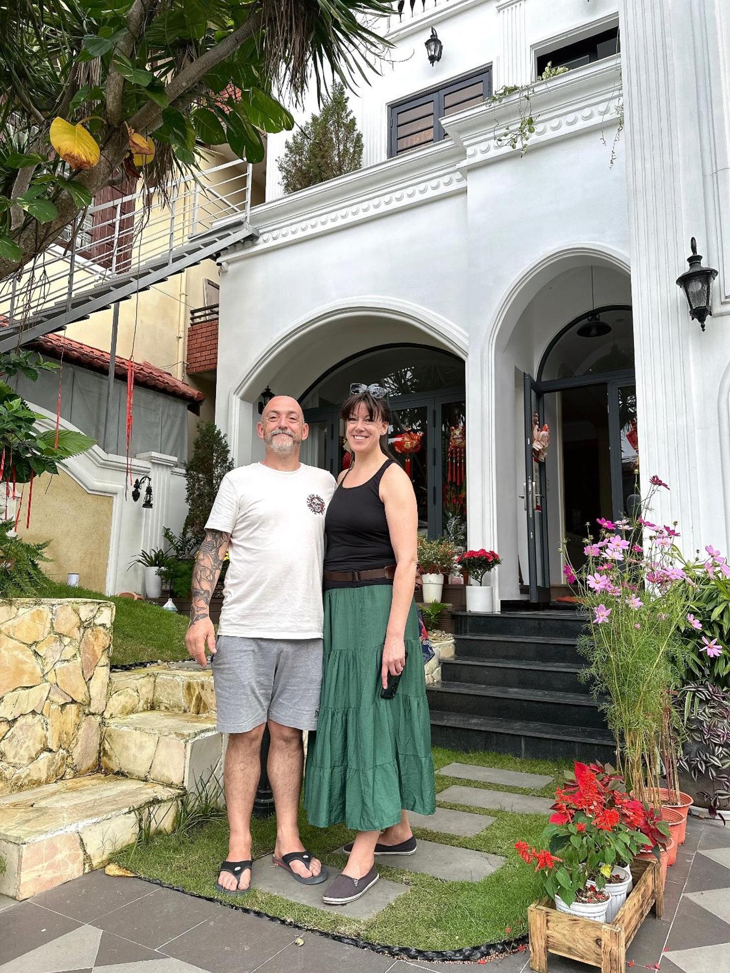 Moon Homestay Thon Kim Long Екстериор снимка