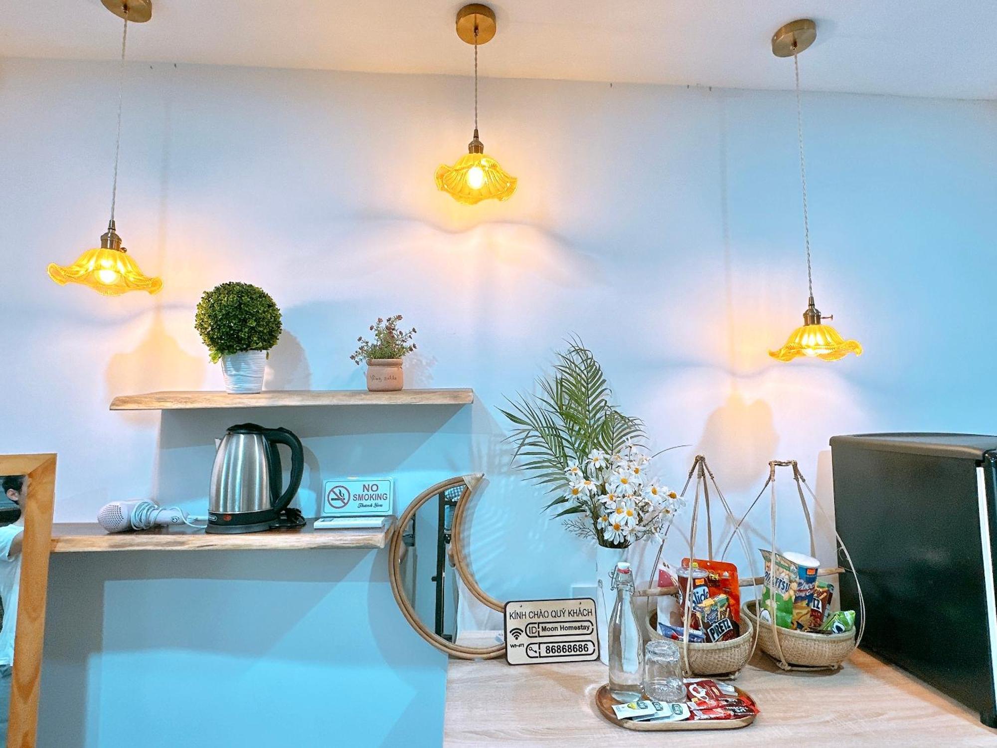 Moon Homestay Thon Kim Long Екстериор снимка